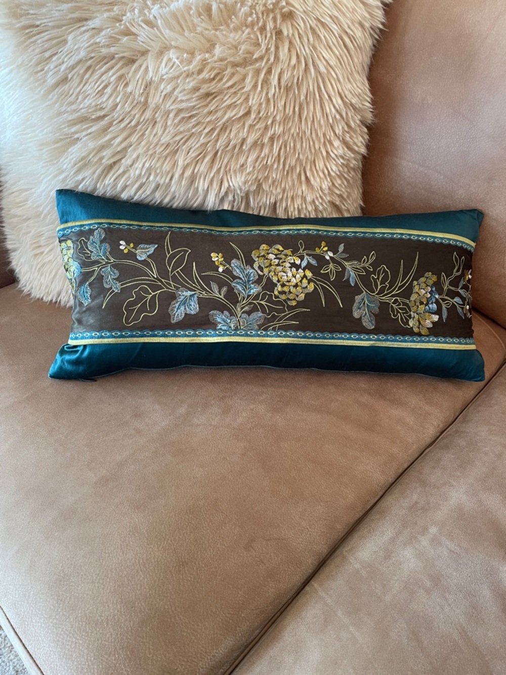 Natori Luxury Potala Palace Collection Silk & Velvet Lumbar Pillow Accent